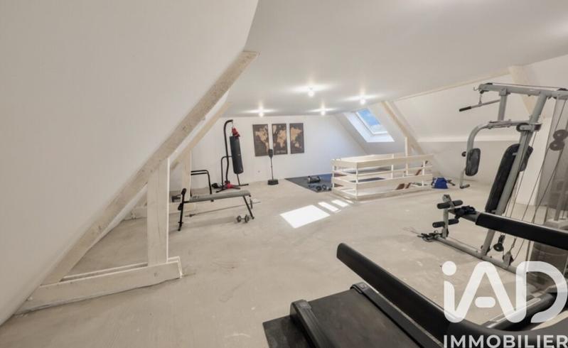 Maison de ville - 200 m² - 8 pièces