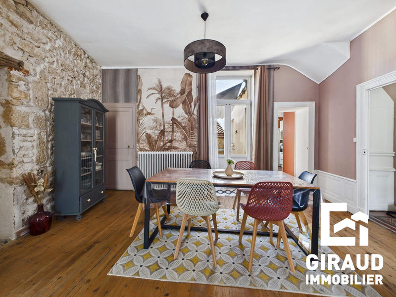 Maison - 86 m² - 5 pièces