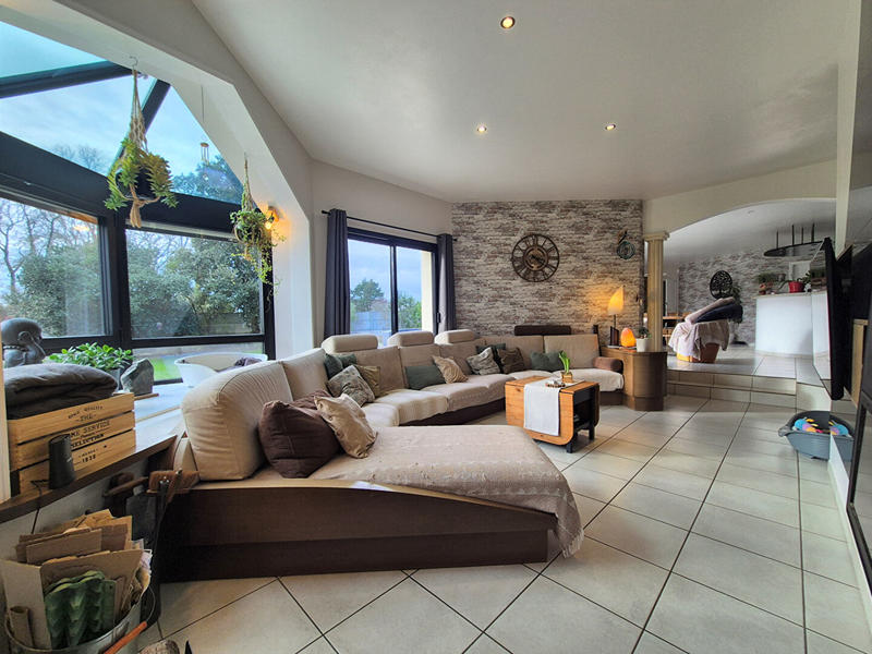 Maison - 190 m² - 5 pièces