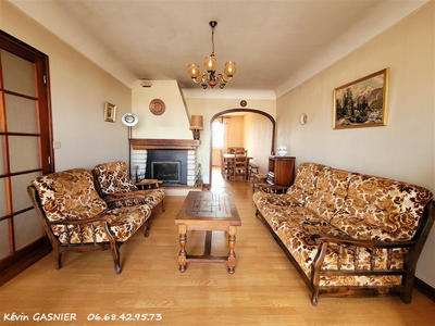 Maison - 99 m² - 4 pièces