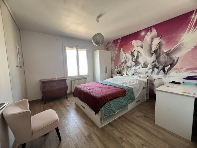 Maison - 210 m² - 6 pièces