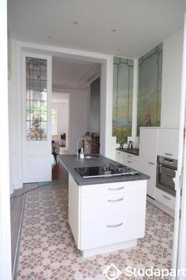 Appartement - 90 m² - 6 pièces