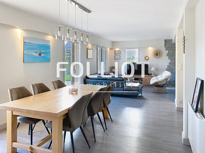 Maison - 155 m² - 6 pièces