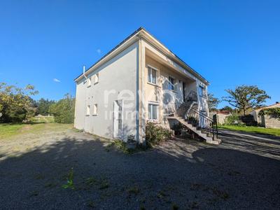 Maison - 135 m² - 4 pièces