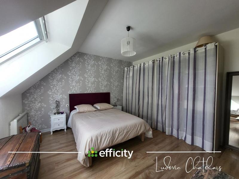 Maison - 210 m² - 9 pièces