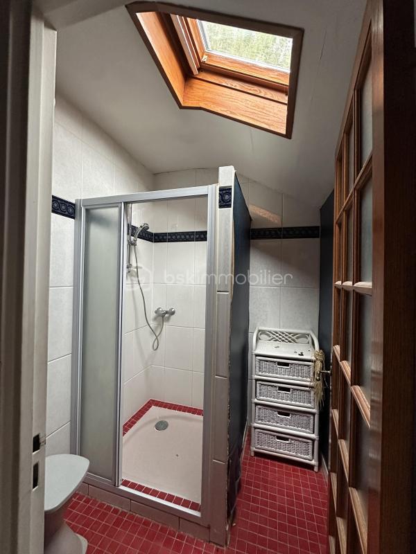 Maison traditionnelle - 107 m² - 5 pièces