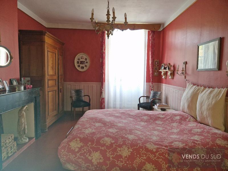 Maison - 162 m² - 9 pièces