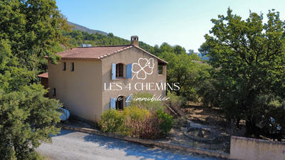 Villa - 141 m² - 5 pièces