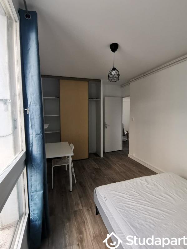 Chambre - 10 m² - 1 pièce