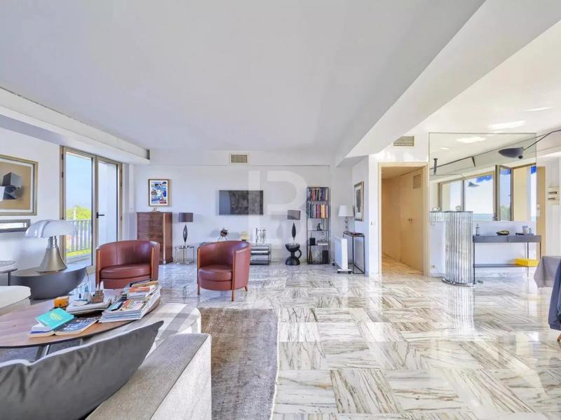 Appartement - 138 m² - 4 pièces