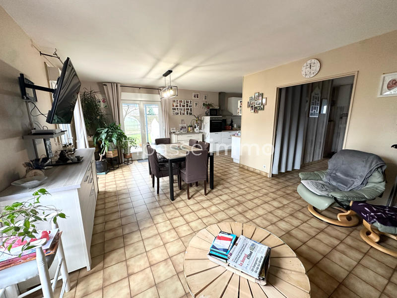 Maison - 97 m² - 5 pièces