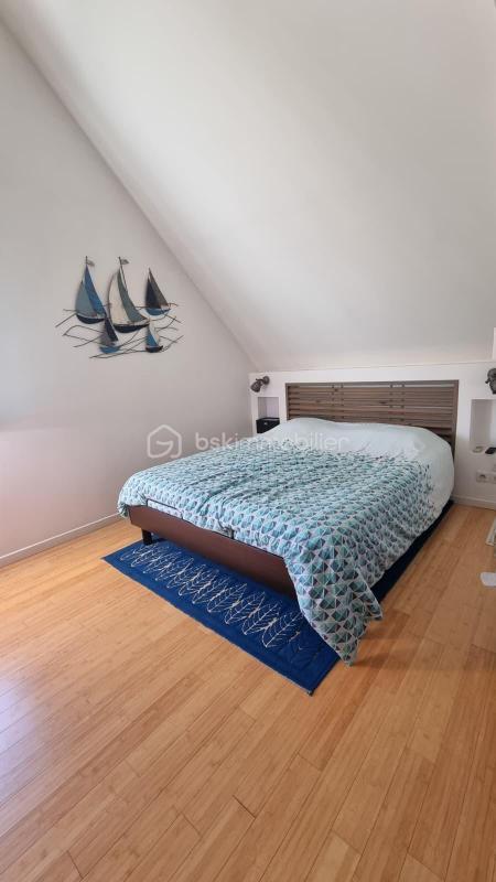 Maison traditionnelle - 180 m² - 5 pièces