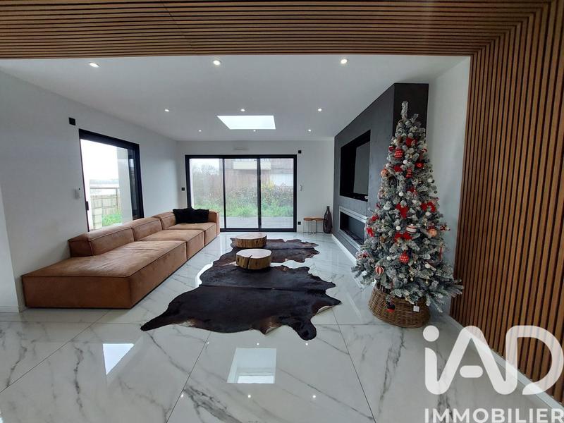 Maison - 156 m² - 7 pièces