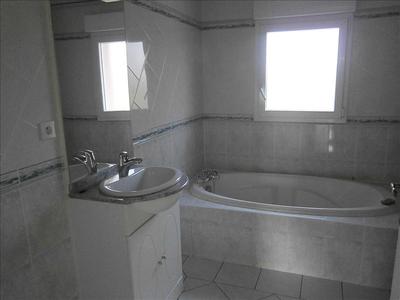 Maison - 100 m² - 3 pièces