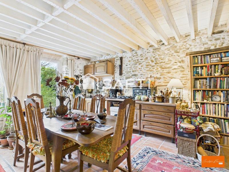 Maison - 150 m² - 10 pièces