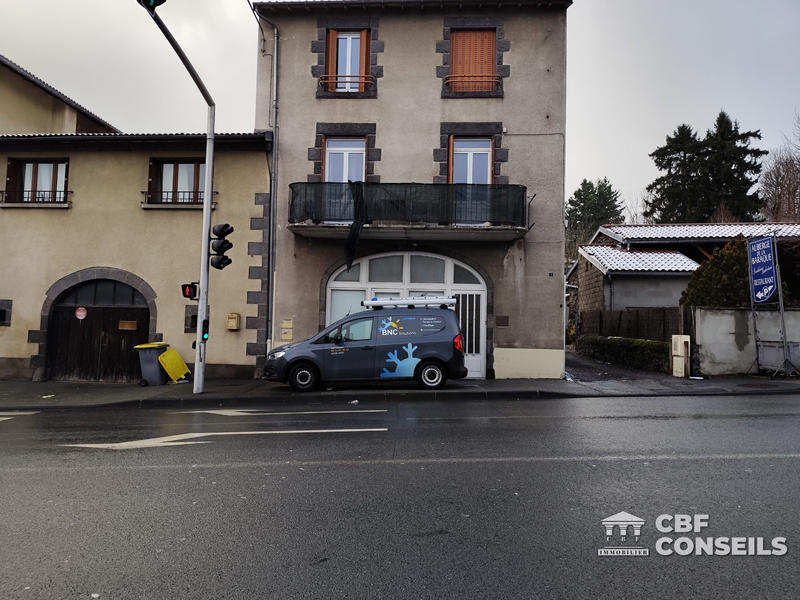 Local d'activités - 73 m²