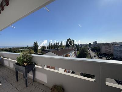 Appartement - 96 m² - 5 pièces