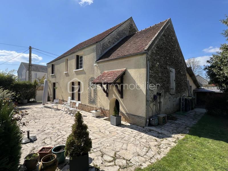 Maison - 170 m² - 5 pièces