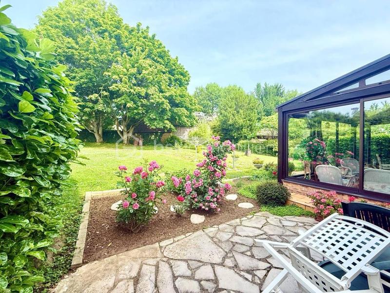 Maison - 121 m² - 6 pièces