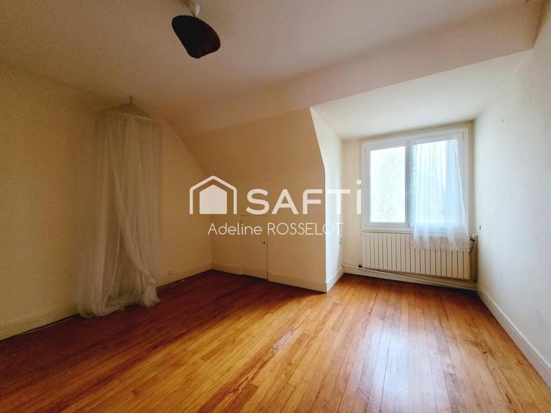 Maison - 220 m² - 10 pièces