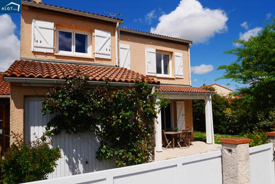 Maison - 125 m² - 6 pièces