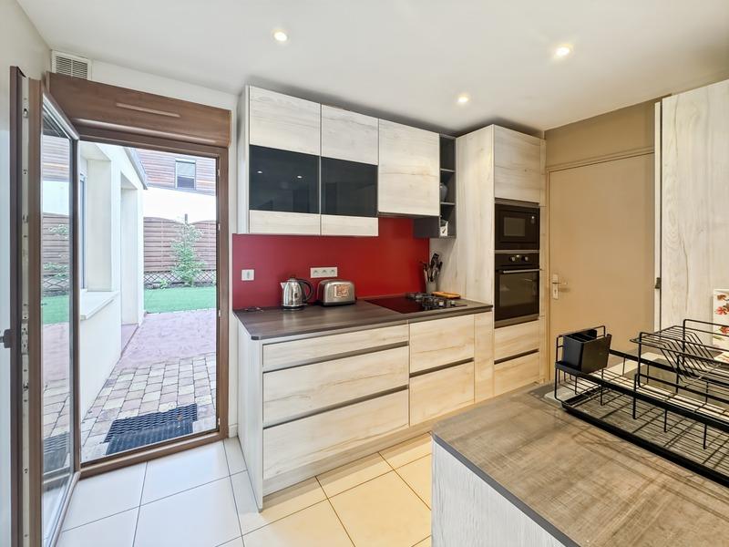 Maison - 126 m² - 5 pièces