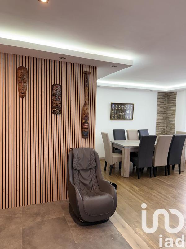 Maison - 121 m² - 5 pièces