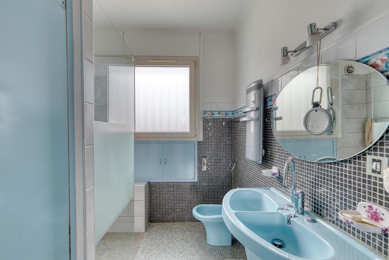 Maison traditionnelle - 191 m² - 7 pièces