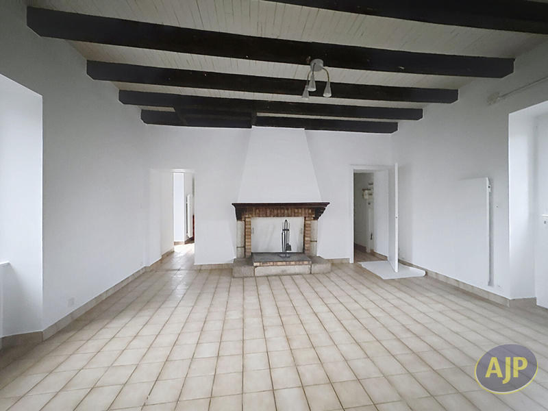 Maison - 83 m² - 4 pièces