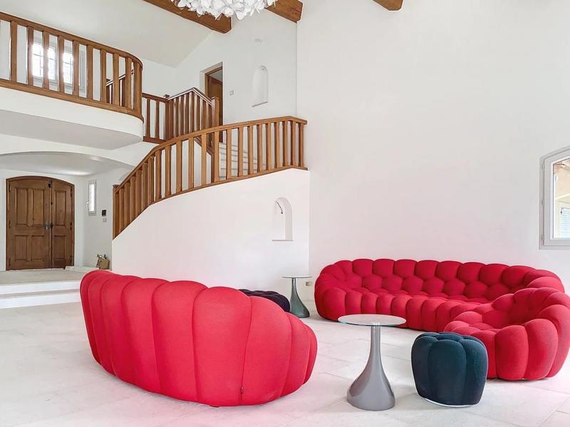 Villa - 305 m² - 8 pièces