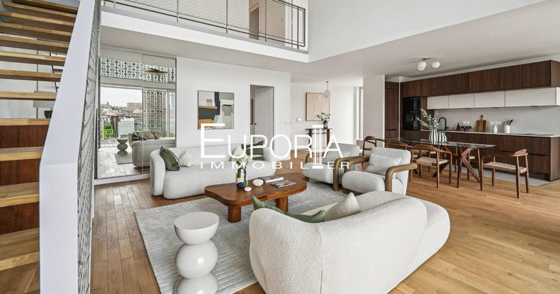 Appartement - 161 m² - 5 pièces