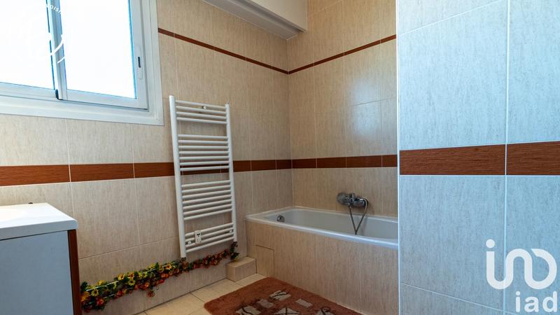 Appartement - 90 m² - 4 pièces