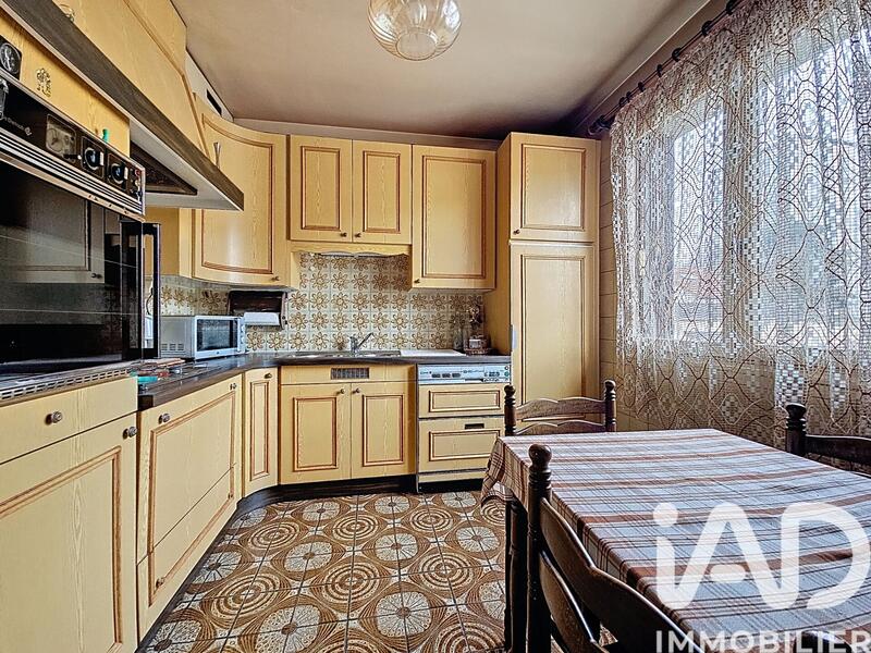 Maison - 161 m² - 7 pièces