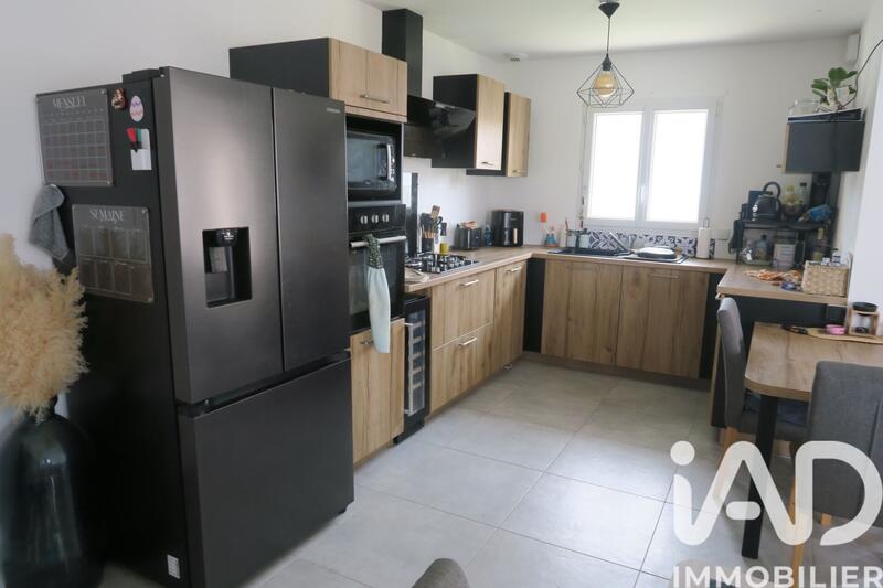 Maison - 110 m² - 6 pièces