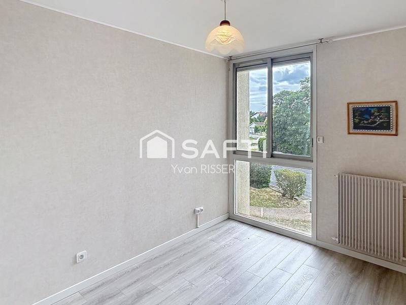 Appartement - 90 m² - 4 pièces