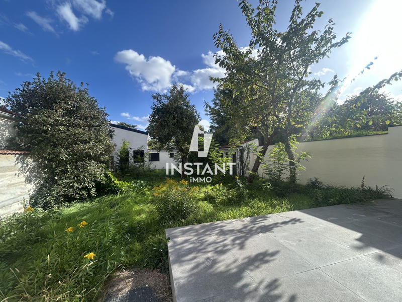 Maison contemporaine - 143 m² - 5 pièces