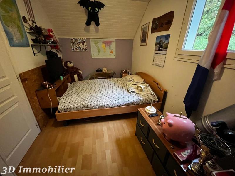 Maison - 95 m² - 4 pièces