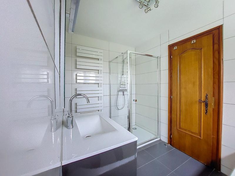 Maison - 171 m² - 7 pièces