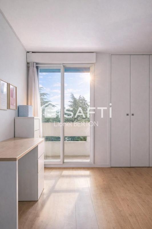 Appartement - 93 m² - 4 pièces