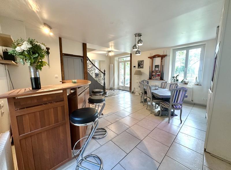 Maison de domaine - 250 m² - 7 pièces