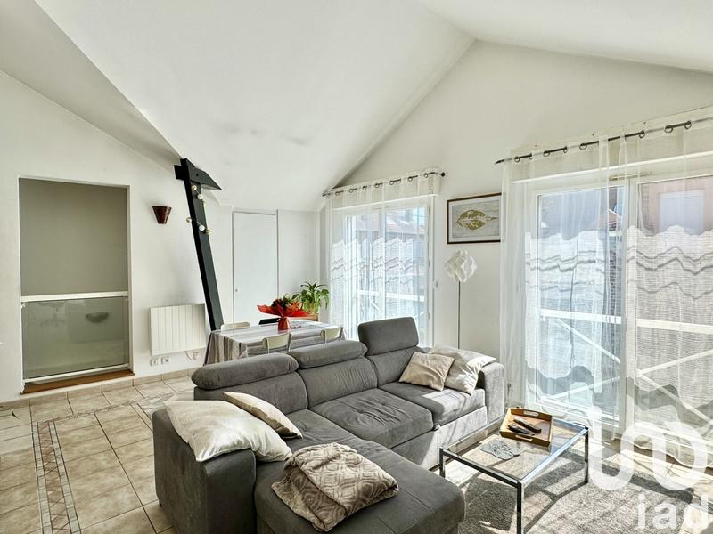 Maison de ville - 202 m² - 8 pièces