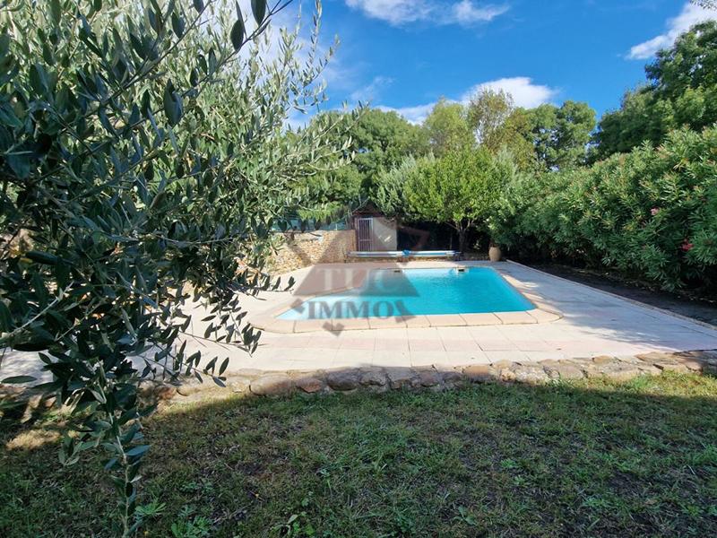 Maison en pierre - 160 m² - 6 pièces