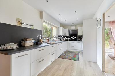 Maison d'architecte - 215 m² - 7 pièces