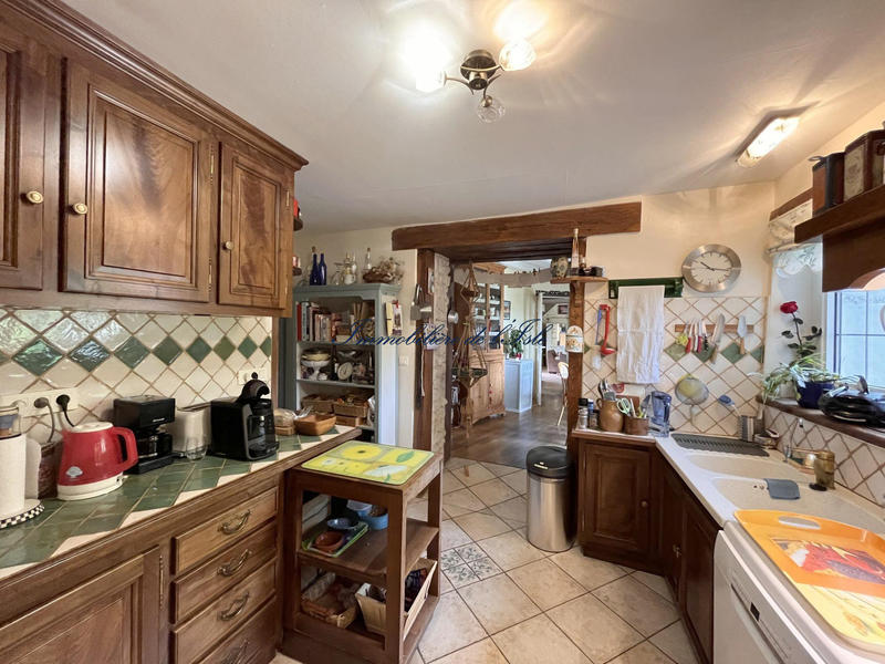 Maison - 183 m² - 9 pièces