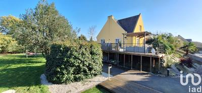 Maison - 198 m² - 9 pièces