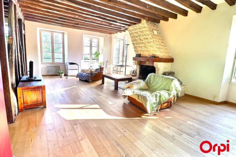 Maison - 210 m² - 9 pièces