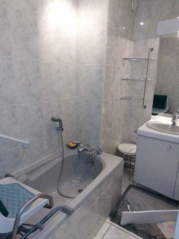 Appartement - 105 m² - 4 pièces