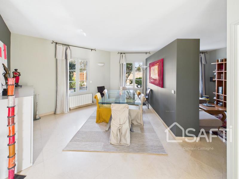 Villa - 245 m² - 7 pièces