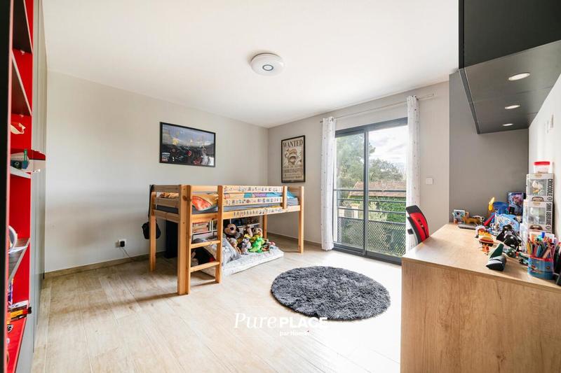 Maison - 197 m² - 6 pièces