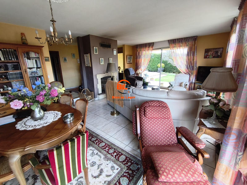 Villa - 196 m² - 8 pièces